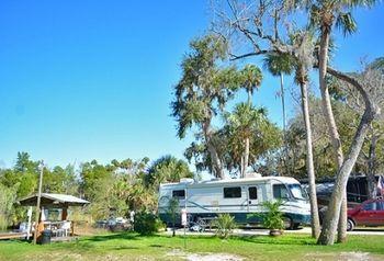 Crystal Isles Rv Resort كريستال ريفر المظهر الخارجي الصورة